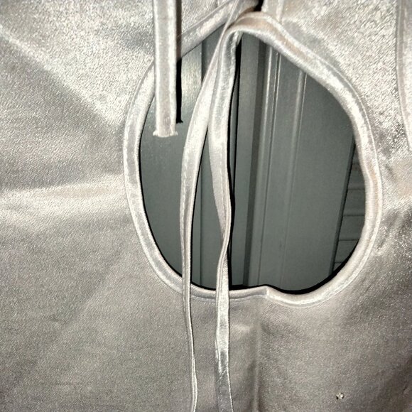 New Silver Beaded/Sequined Snowflake Tree Skirt - Picture 9 of 12